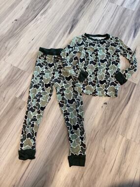 Fletch Size 4T Green Camouflage Camo Bamboo Knit Pajamas PJ Long Sleeve Set Boys